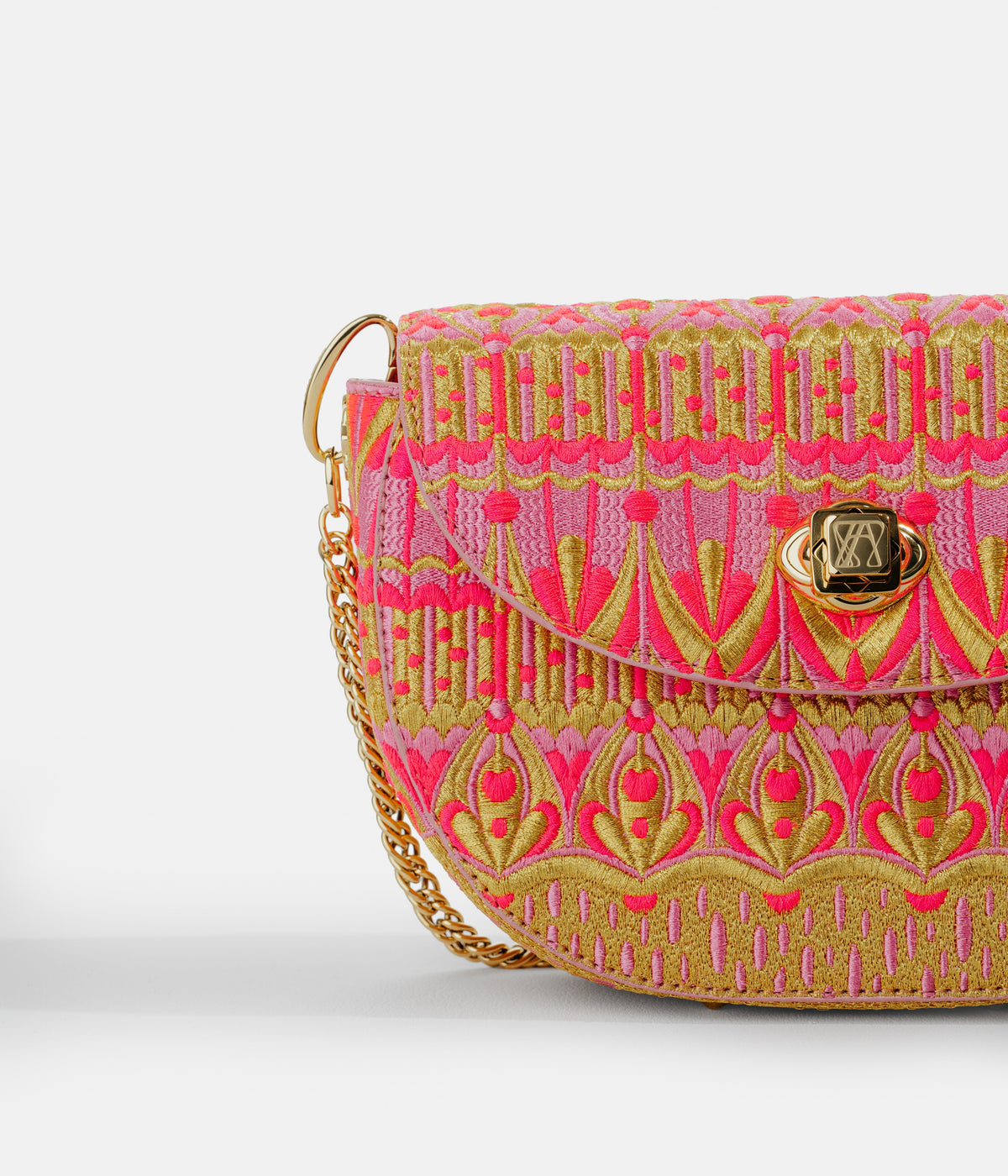 Gold & Pink — detail