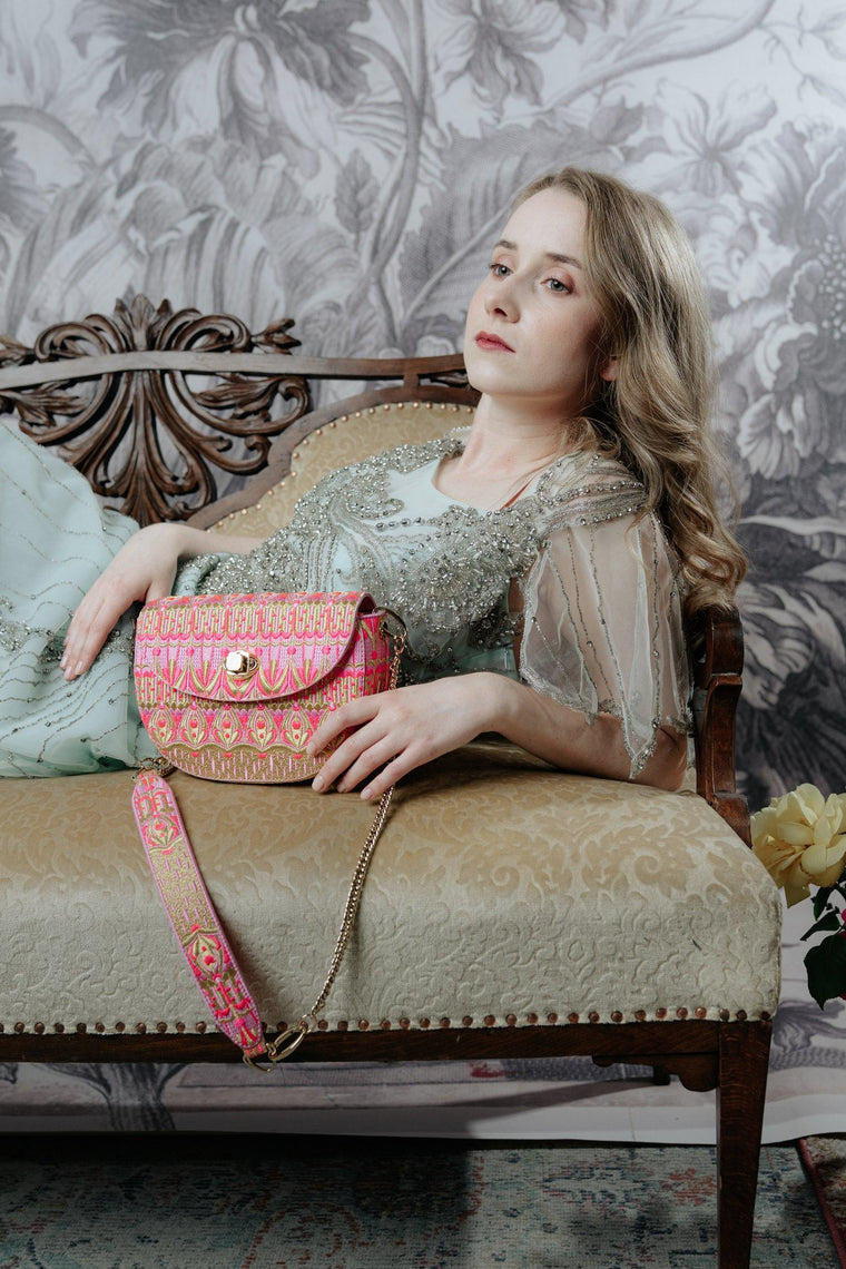 Gold & Pink — lifestyle